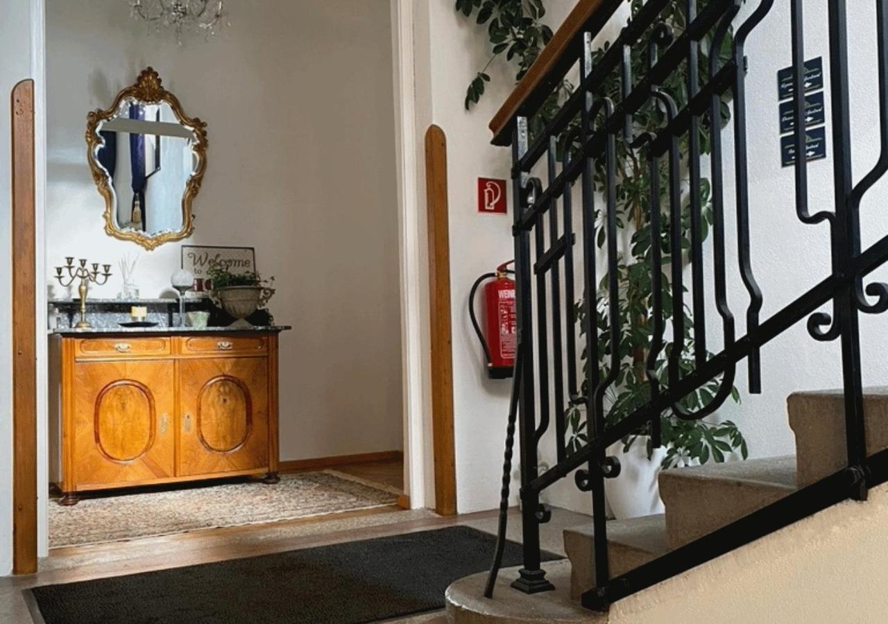 Apartment Im Gruenen レオーベン エクステリア 写真